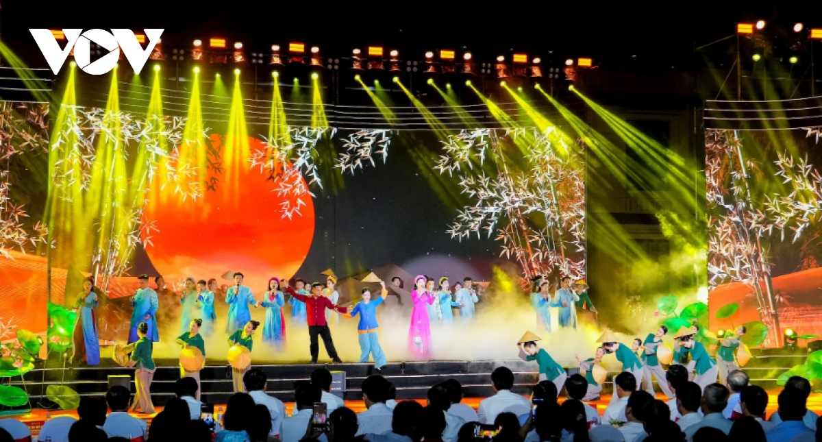 Nghệ An long trọng kỷ niệm 995 năm danh xưng và 95 năm Xô viết Nghệ Tĩnh